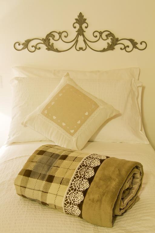 Bed and Breakfast Corsomatteotti62 Брешия Номер фото