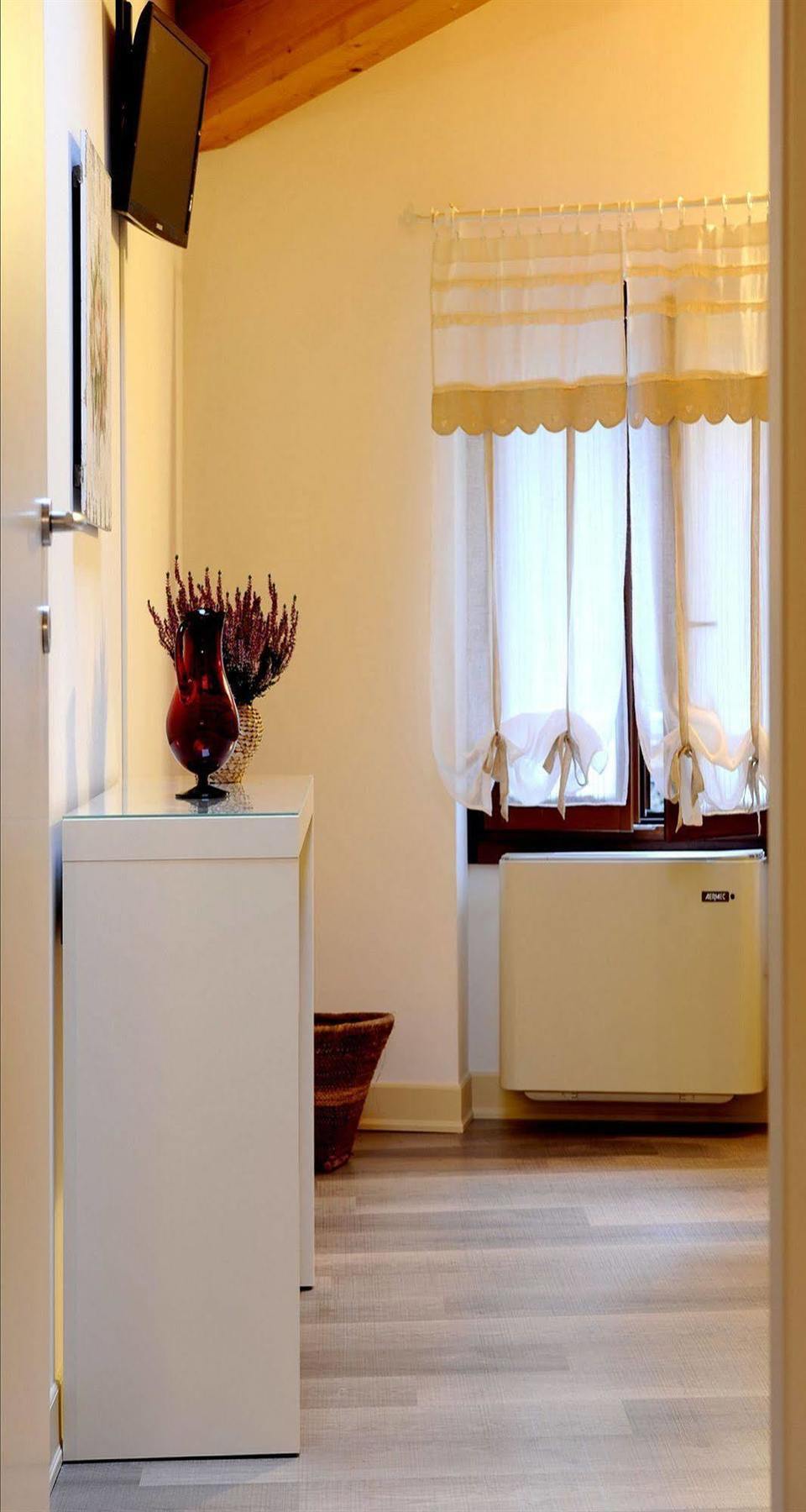 Bed and Breakfast Corsomatteotti62 Брешия Экстерьер фото