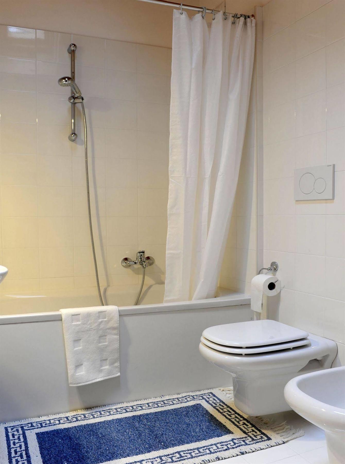 Bed and Breakfast Corsomatteotti62 Брешия Экстерьер фото