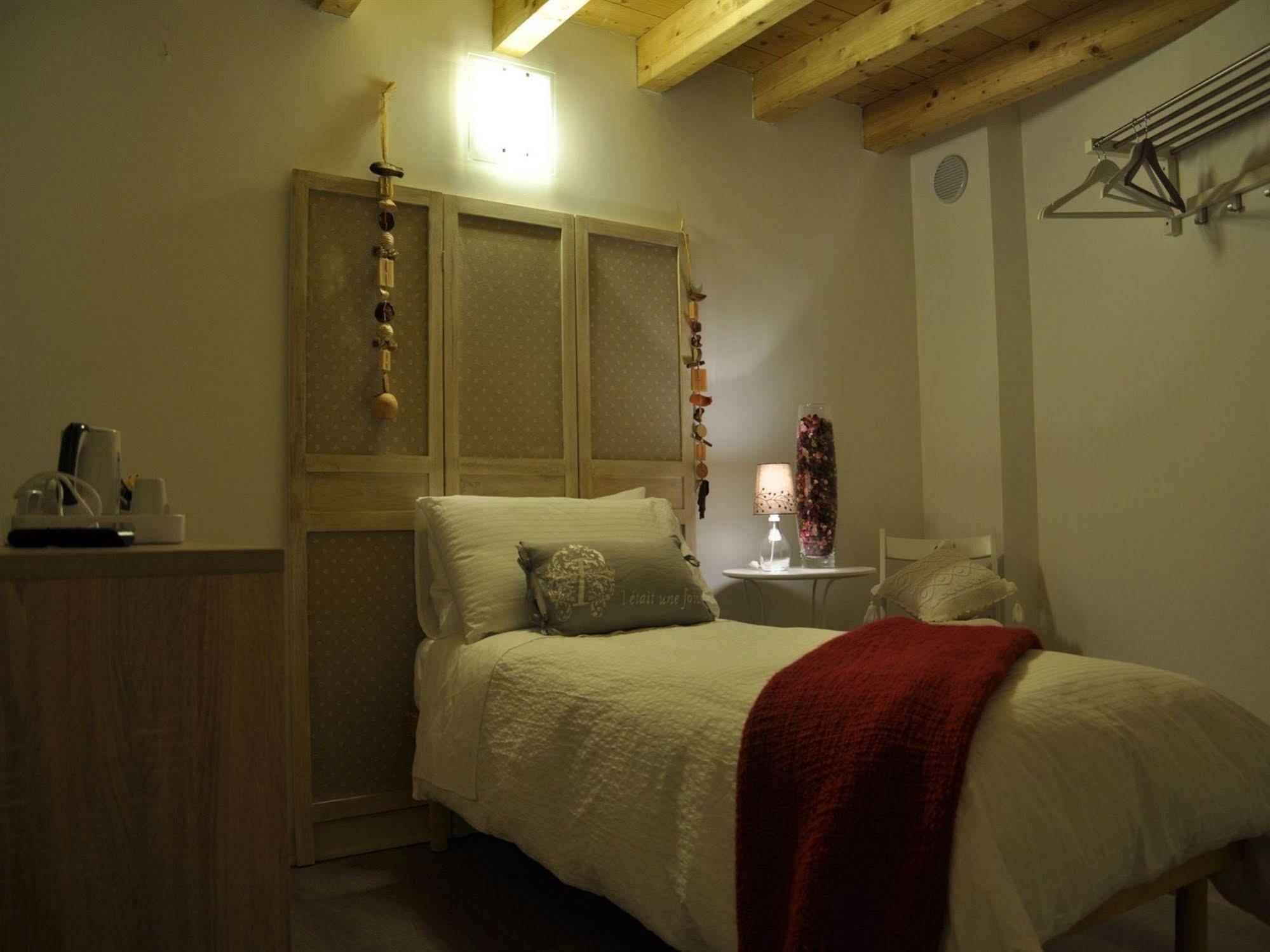 Bed and Breakfast Corsomatteotti62 Брешия Экстерьер фото
